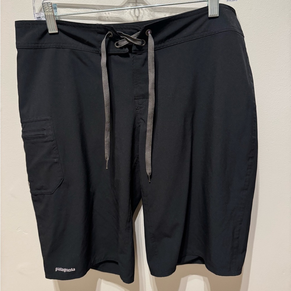 Patagonia Stretch Planing Boardshorts Women’s Size 10 Black Surf Shorts - Picture 4 of 8